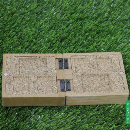 Деревянная коробка для флешки