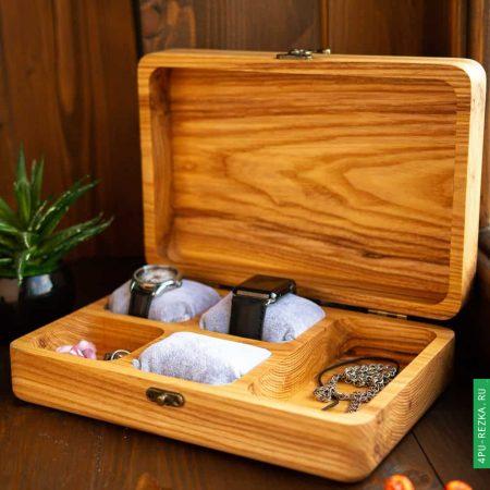 Коробка-шкатулка для часов деревянная на заказ